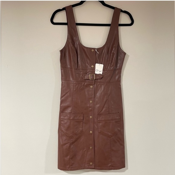 SOLD NWT Free People Elandra Mini Dress in Brown Vegan Leather Size 6
$168 Size: - Picture 5 of 5